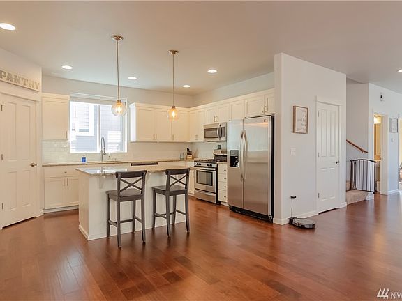5th image of 18711 139th St E