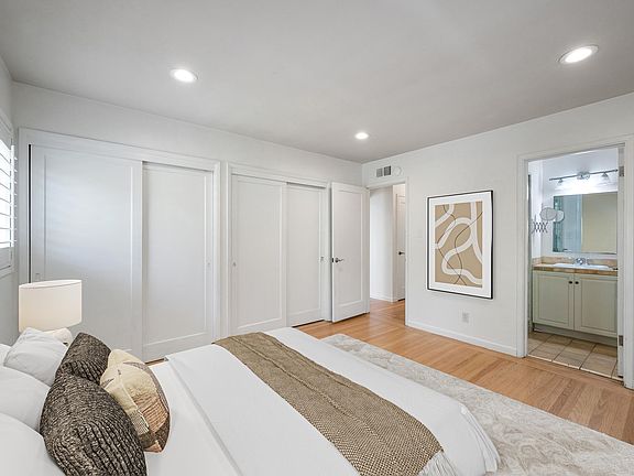 Bedroom with En-Suite