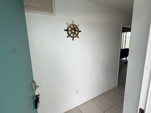 2727 N Atlantic Ave APT 221