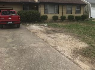 1902 S Kimbrough Ave, Springfield, MO 65807