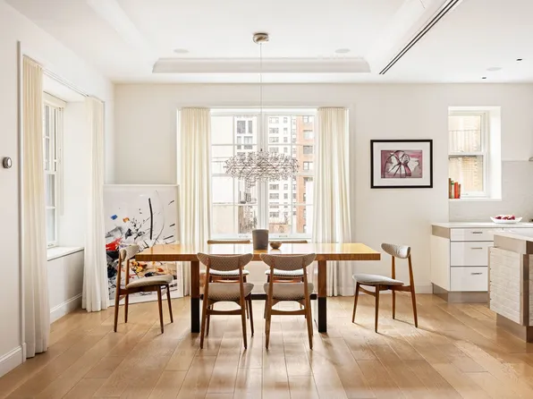 1 Lexington Avenue image 1 of 11