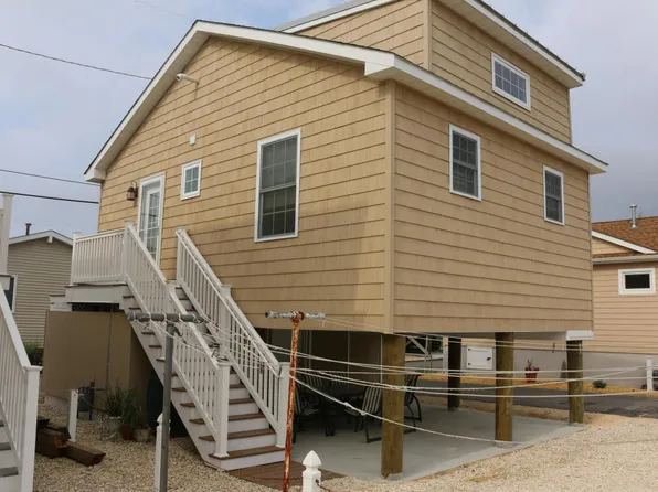 220 Gull Ln, Lavallette, NJ 08735