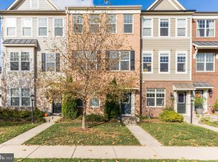 25621 Pleasant Valley Rd, Chantilly, VA 20152