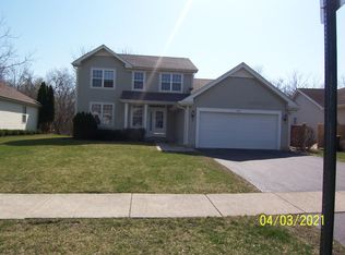 364 Willow Rd, Lakemoor, IL 60051