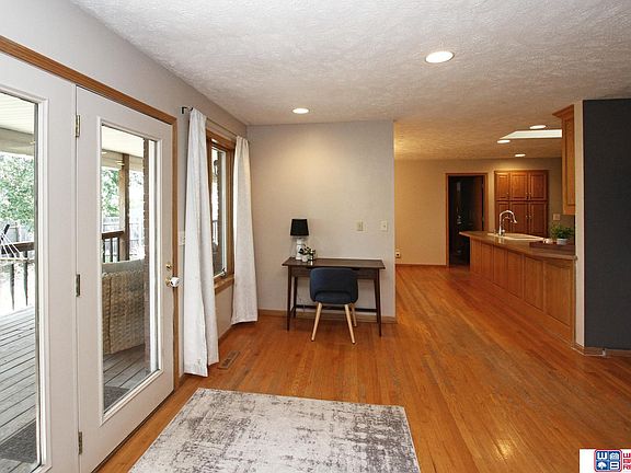 5th image of 2227 Westwood Dr