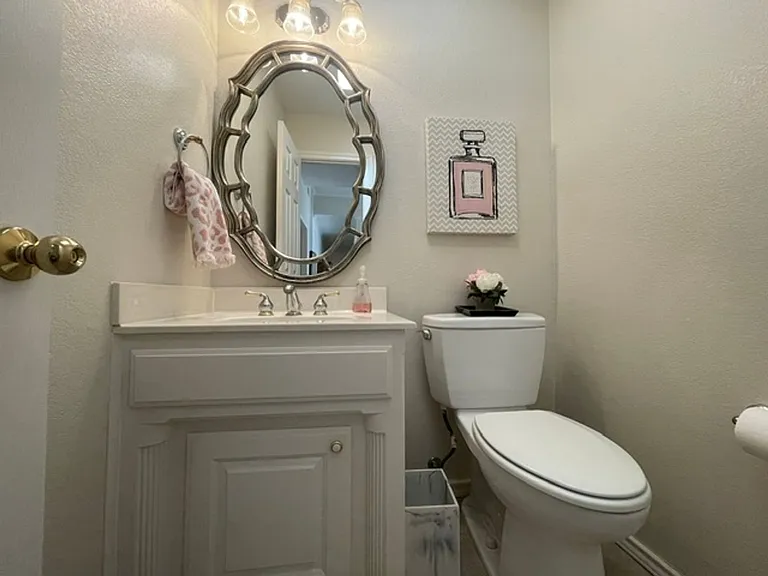 558 Timber Ridge Dr — Photo 18