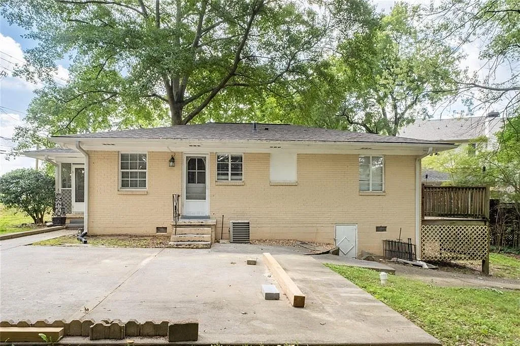 2 bed, 2.0 bath, 888 sqft, $2,300 — Photo 3