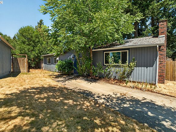 2nd image of 14335 SE Macduffee Ct