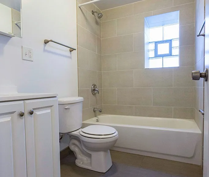 3945-59 N. Janssen Ave. — Photo 19