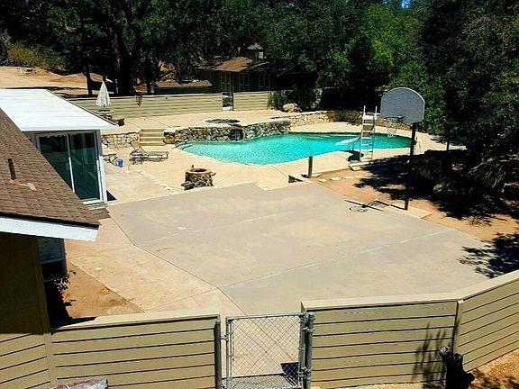 4th image of 2030 Nacimiento Lake Dr