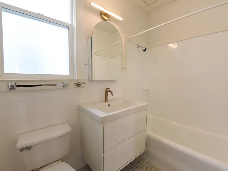 3232 21st St #5 — Photo 6
