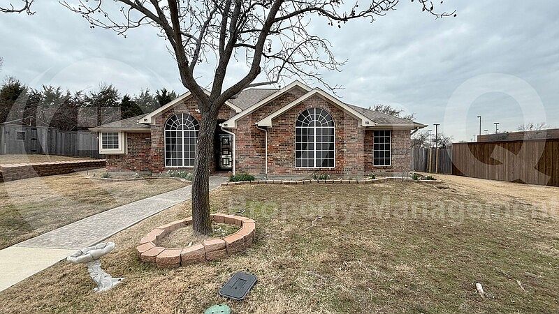 1st image of 1001 Mateo Cir