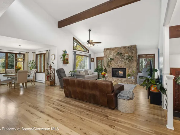 205 Alpine Ct, Glenwood Springs, CO 81601