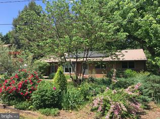 204 Anderson Dr, Fredericksburg, VA