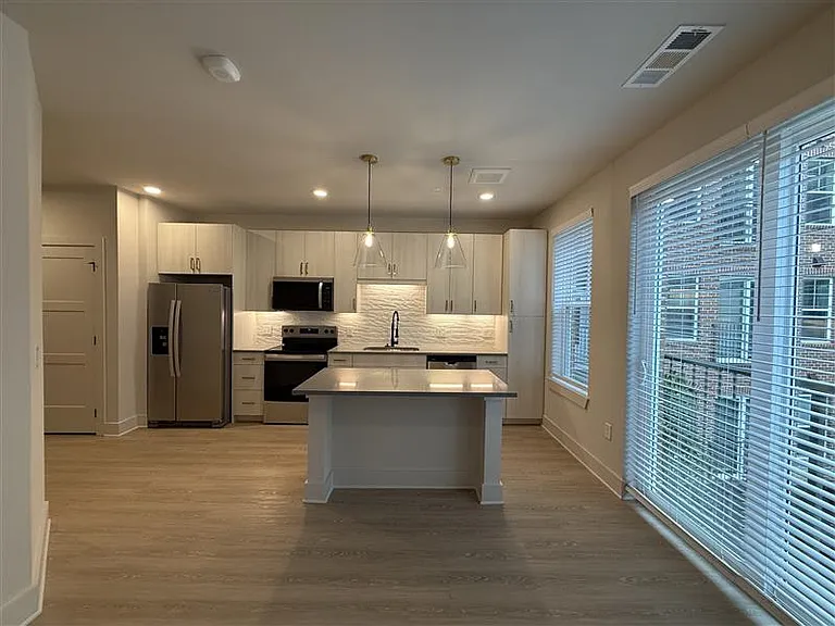 District on the Etowah Apartments — Photo 89