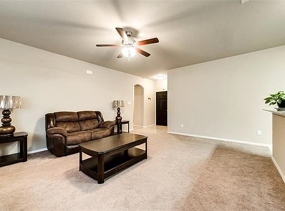 3rd image of 7959 Charlestown Ln