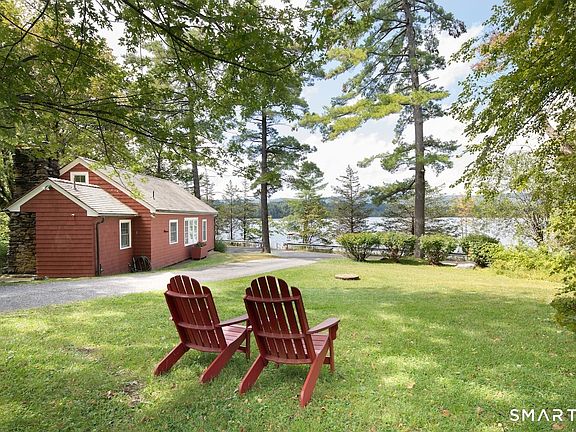 3rd image of 247 Twin Lakes Road