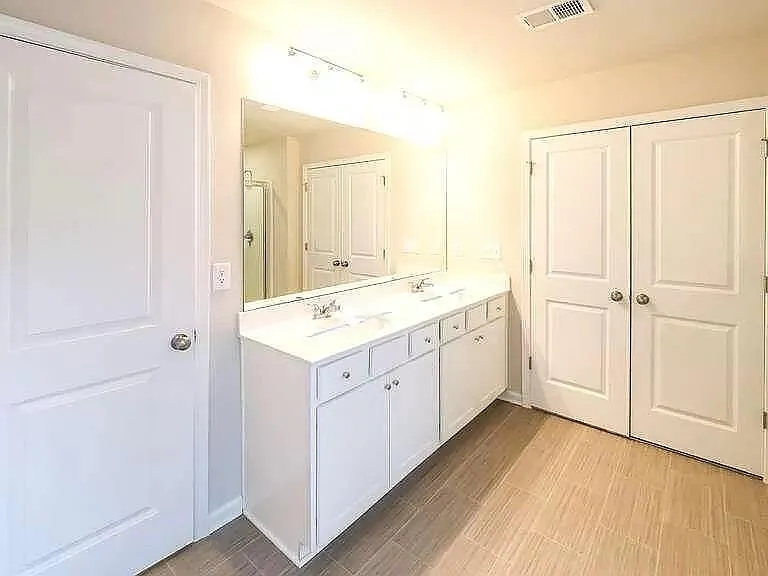 228 N Fortune Way — Photo 15