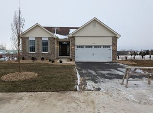 17529 W Windemere Cir, Lockport, IL 60441