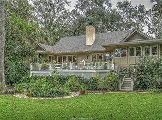 14 Woodbine Pl, Hilton Head Island, SC 29928