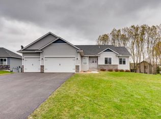 252 Winkler Trl, Cologne, MN 55322