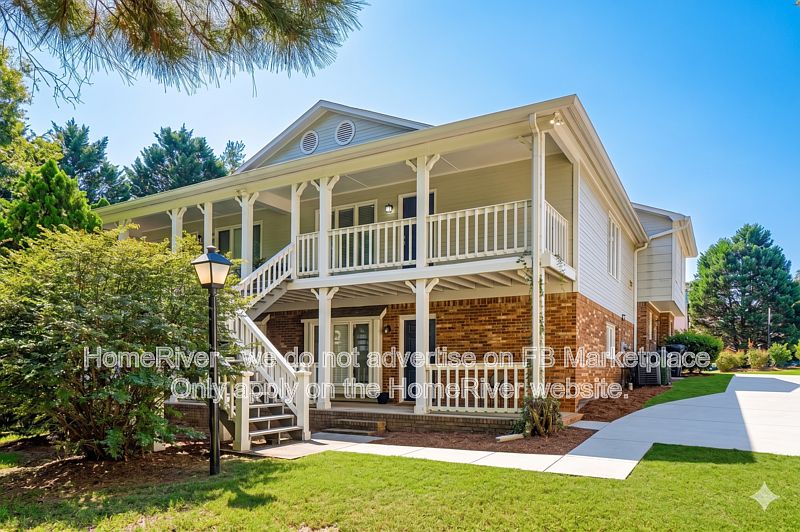 1st image of 2785 Country Ct SE APT B
