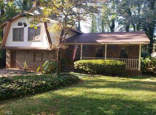 862 Woods Ct, Lawrenceville, GA 30044