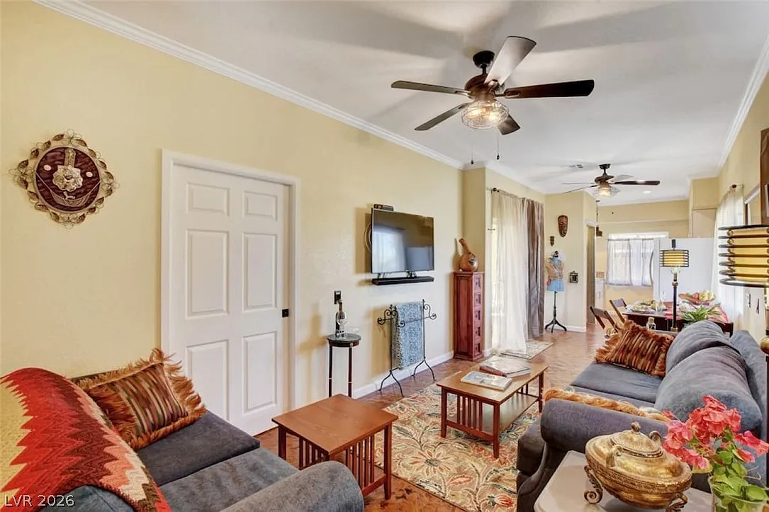 2 bed, 1000 sqft, $1,795 — Photo 3