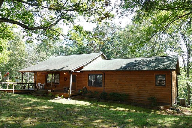 1st image of 212 Silver Spruce Ln