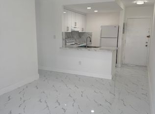 536 SW 12th Ave APT 402, Miami, FL 33130