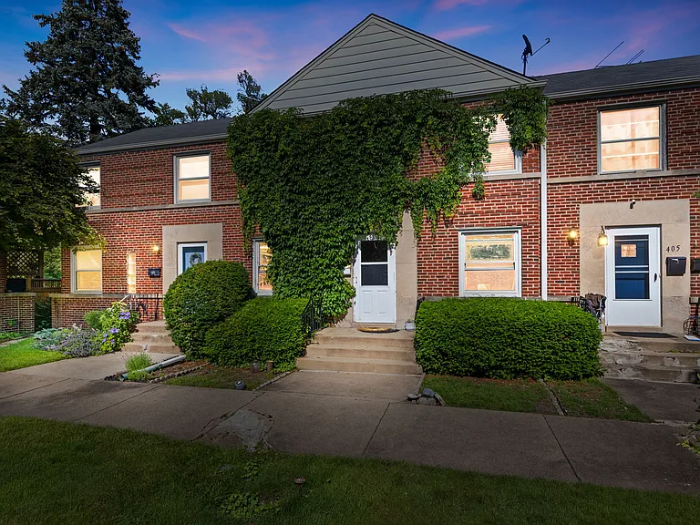 407 Dodge Ave — Photo 1