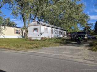 27 Jones St, Skowhegan, ME 04976