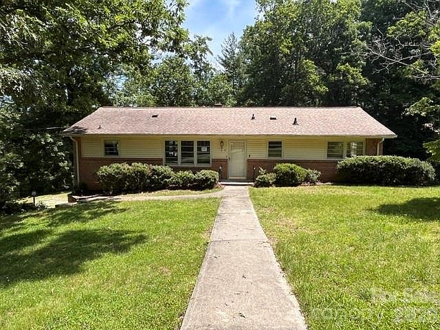 1st image of 14 Valle Vista Dr