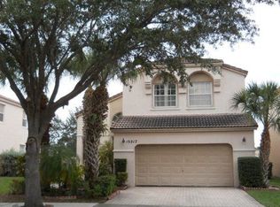 15217 NW 4th St, Pembroke Pines, FL 33028