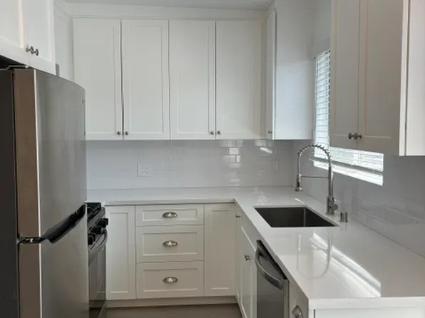 Amie Apartments