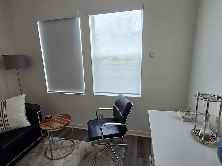 14172 Bay St — Photo 11