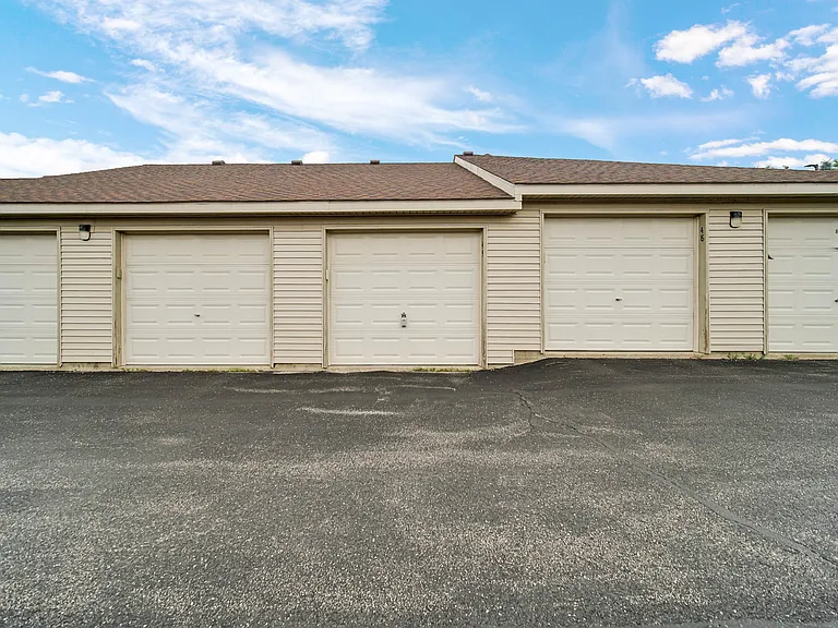 300 Cunat Blvd #2C — Photo 18