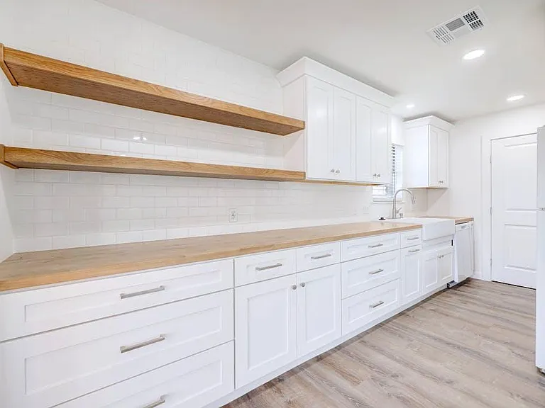 801 Salem Ln — Photo 7