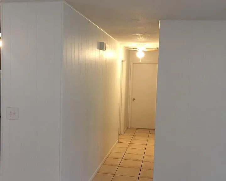 Hallway to bedrooms