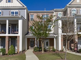 709 Old Ride Dr, Holly Springs, NC 27540