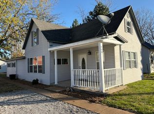 408 College St, Lerna, IL 62440