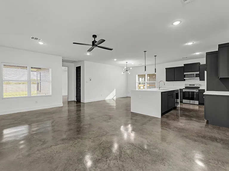 3011 Alpha Wolf Ct — Photo 17