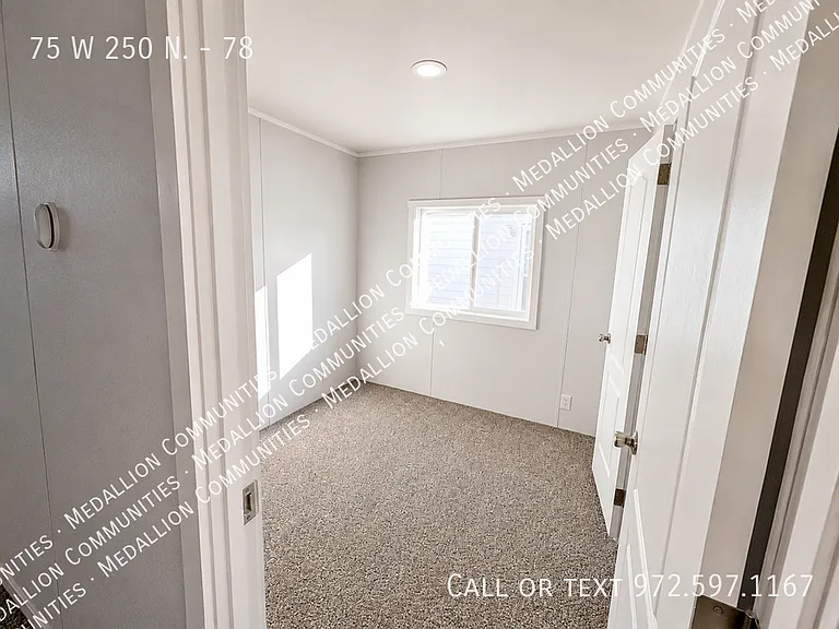 75 W 250 N #78 — Photo 4