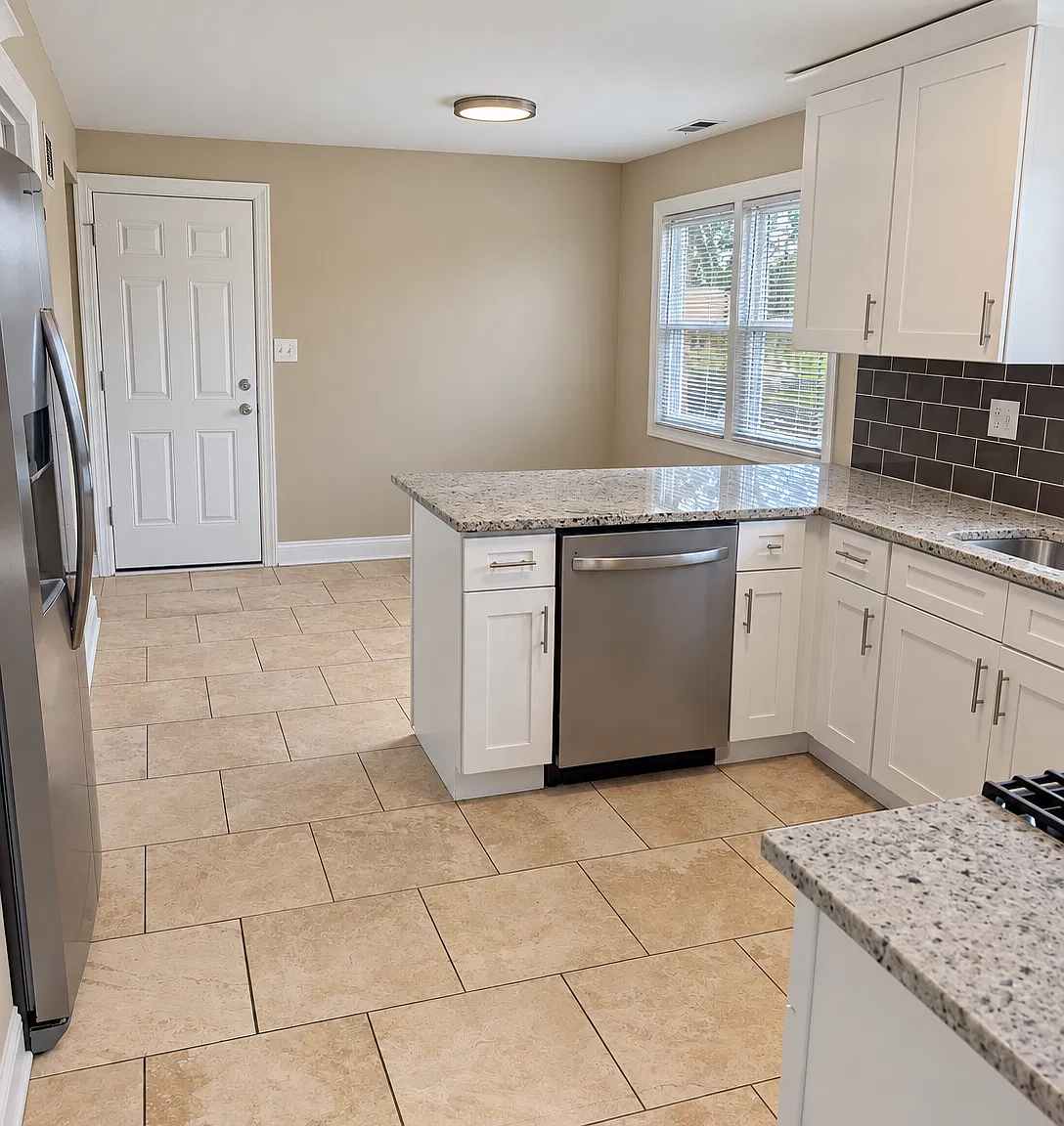 3 bed, 1450 sqft, $2,300 — Photo 2