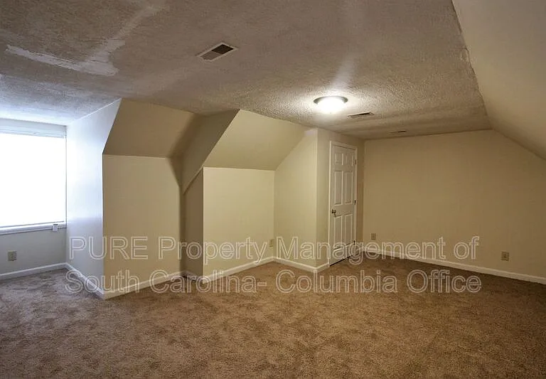 403 Charwood Ln — Photo 53