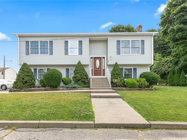 1 Jay St, Johnston, RI 02919