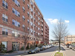 4040 75th St APT 2B, Flushing, NY 11373