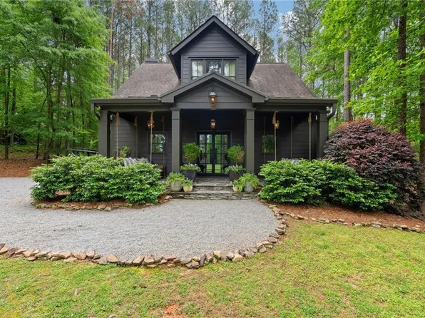 931 Blalock Lakes Dr, Newnan, GA 30263