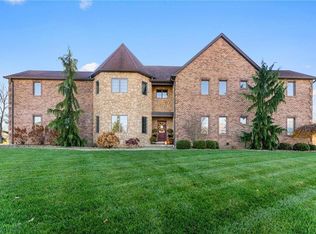 8628 Polo Ct, Youngstown, OH 44514