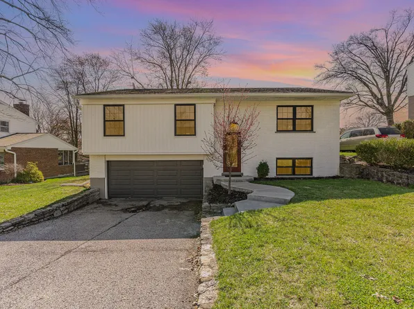 2823 Campus Dr, Crestview Hills, KY 41017